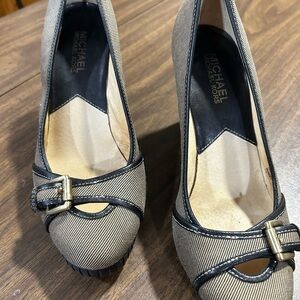 Michael Kors Black and Tan Heels with Buckle